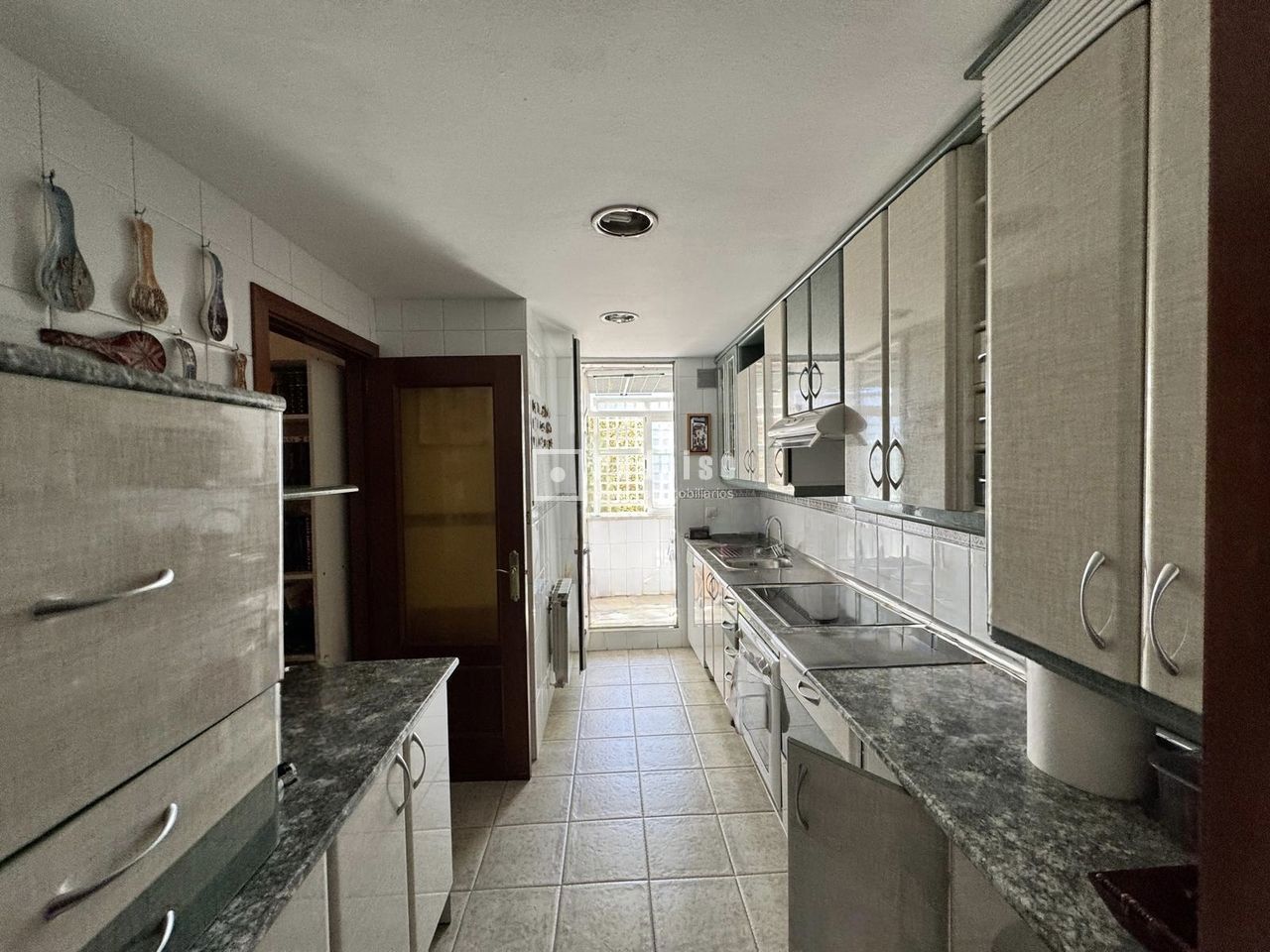 Piso en venta en calle De Las Coníferas, Madrid, Madrid 10/17