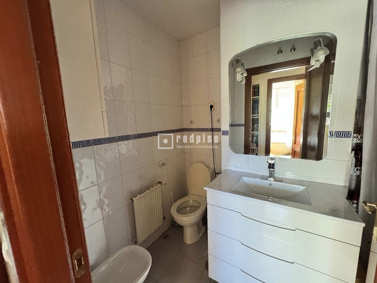 Piso en venta en calle De Las Coníferas, Madrid, Madrid 9/17