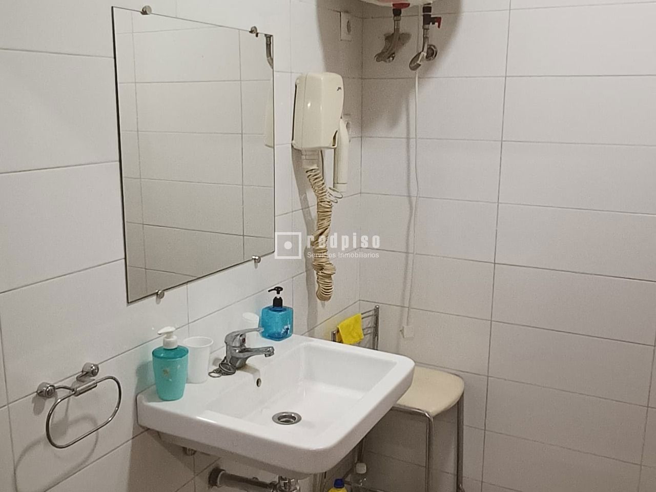 Local en venta en calle De Quero, Latina, Madrid 22/23