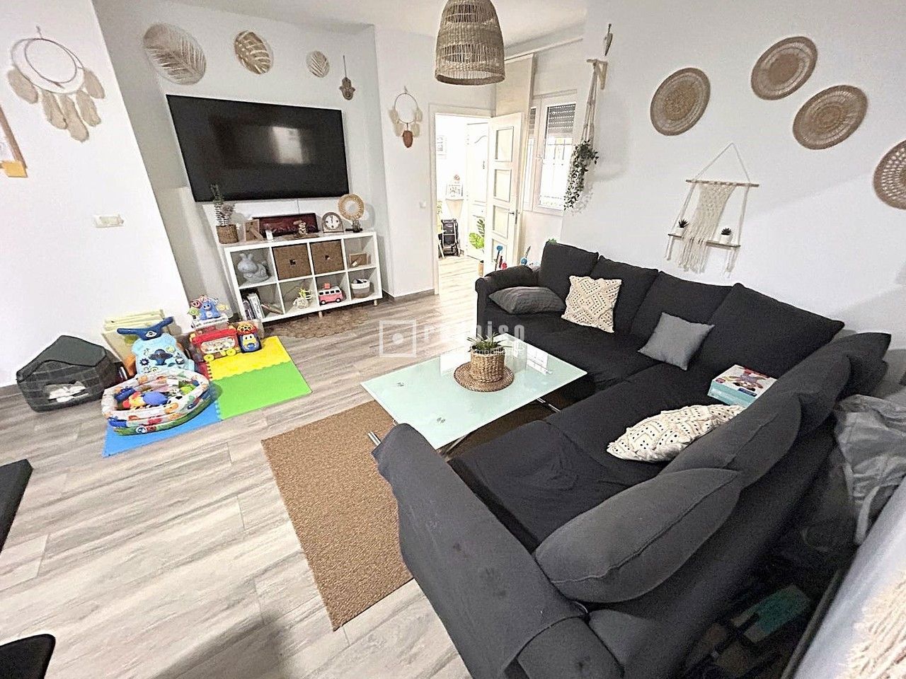 Piso en venta en  Coslada, Madrid  3/16