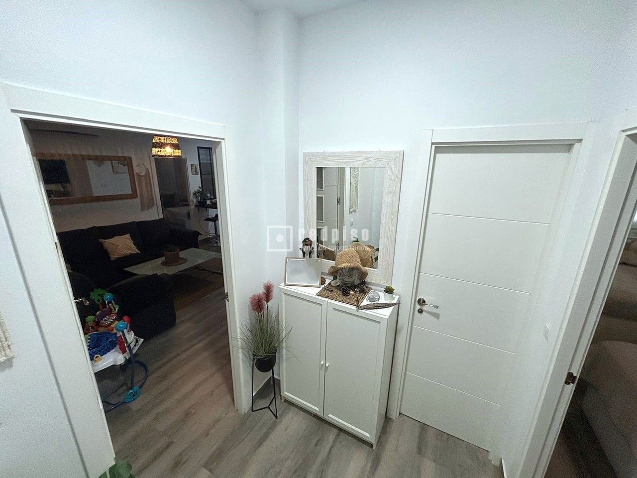 Piso en venta en  Coslada, Madrid  7/16