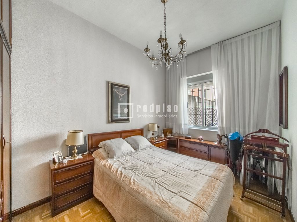 Piso en venta en calle De Antonio Toledano, Madrid, Madrid 15/25