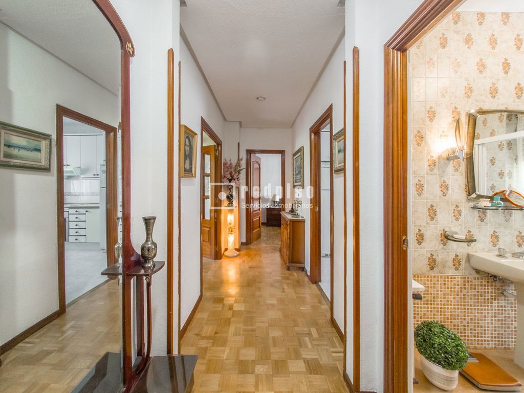 Piso en venta en calle De Antonio Toledano, Madrid, Madrid 7/25