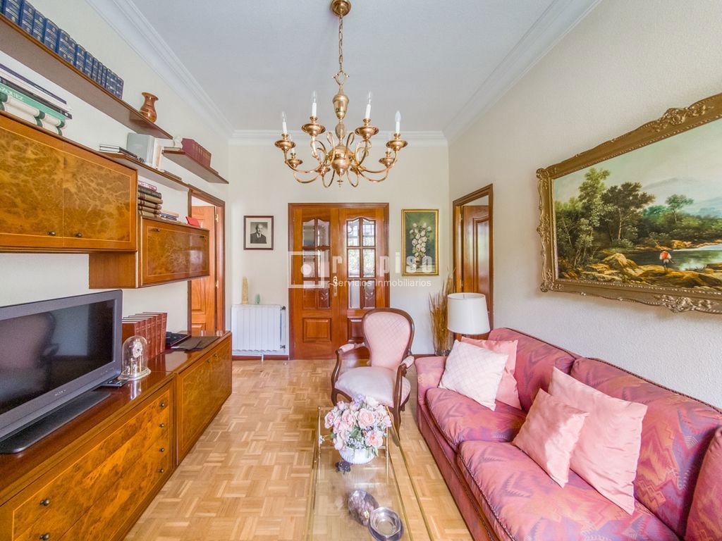 Piso en venta en calle De Antonio Toledano, Madrid, Madrid 5/25