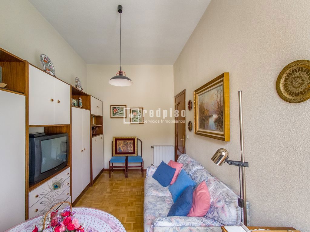 Piso en venta en calle De Antonio Toledano, Madrid, Madrid 21/25