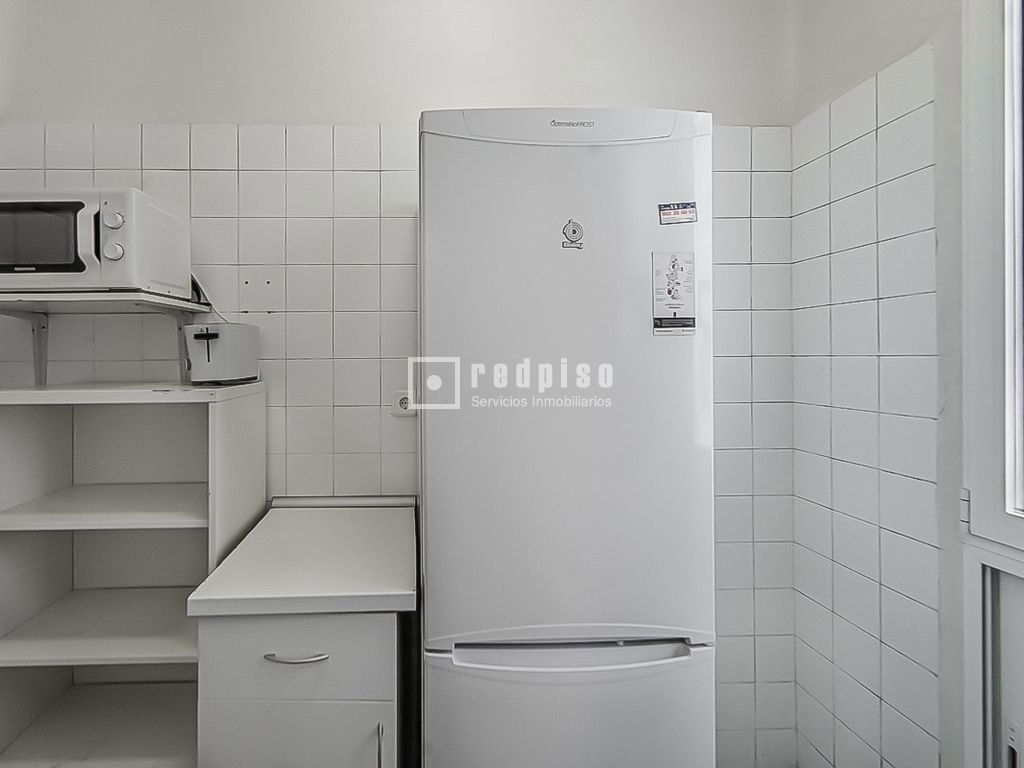 Piso en alquiler en calle De Bretón De Los Herreros, Chamberí, Madrid 14/29