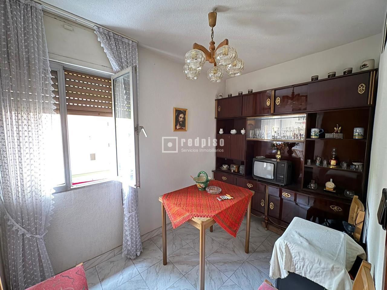 Piso en venta en calle De Burjasot, Villaverde, Madrid 7/19