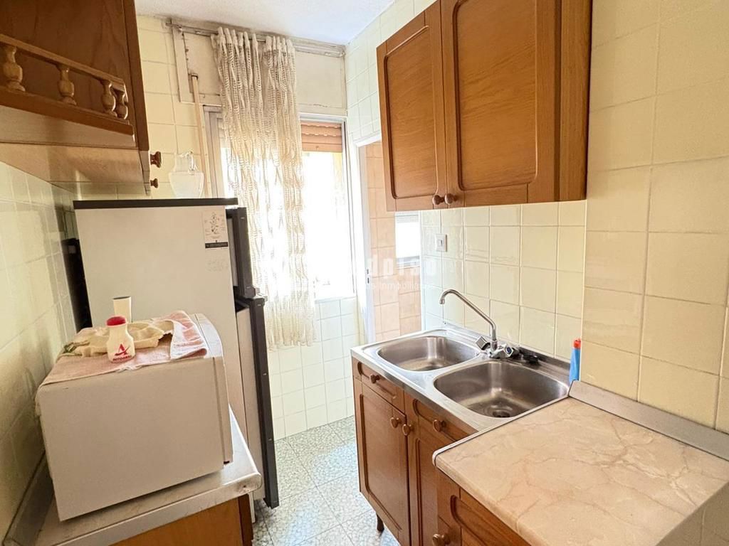 Piso en venta en calle De Burjasot, Villaverde, Madrid 9/19