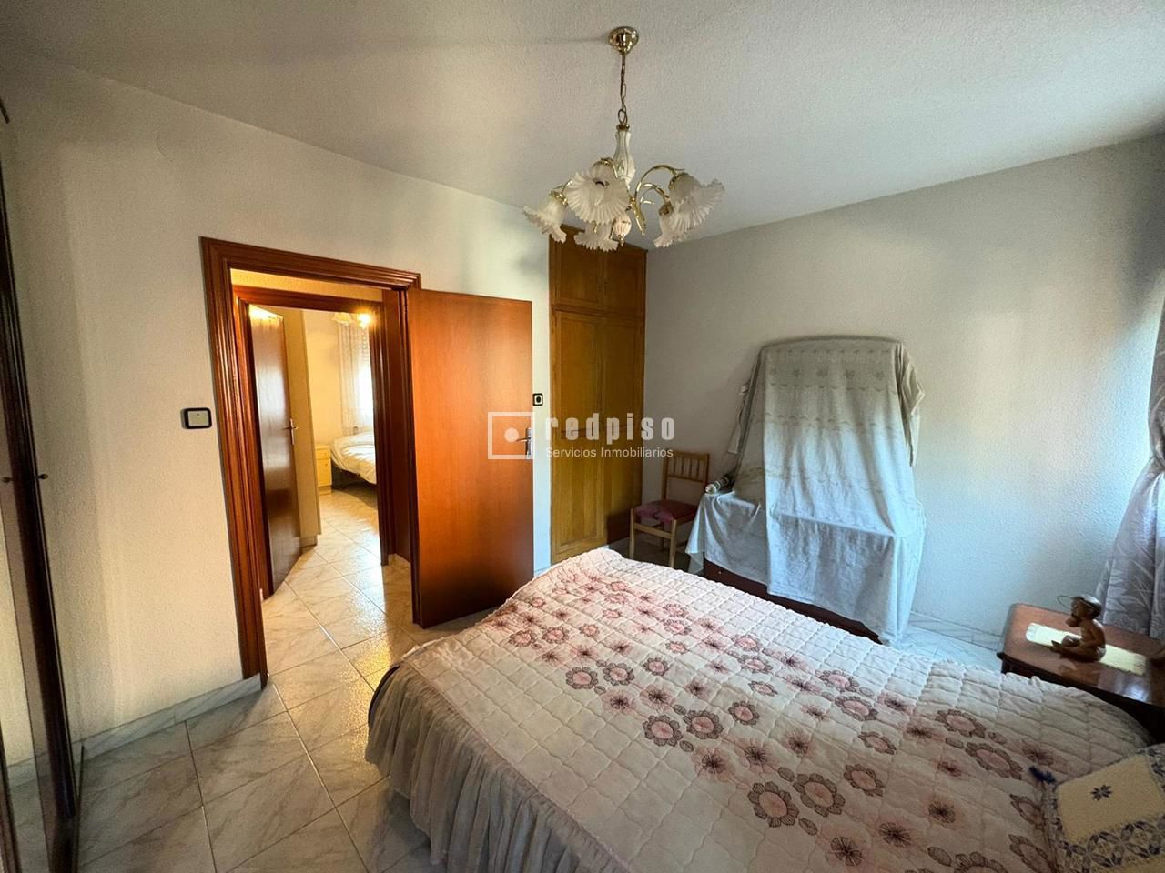 Piso en venta en calle De Burjasot, Villaverde, Madrid 15/19