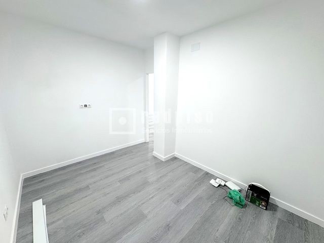 Piso en venta en calle De Mariano Benlliure, Madrid, Madrid 14/18