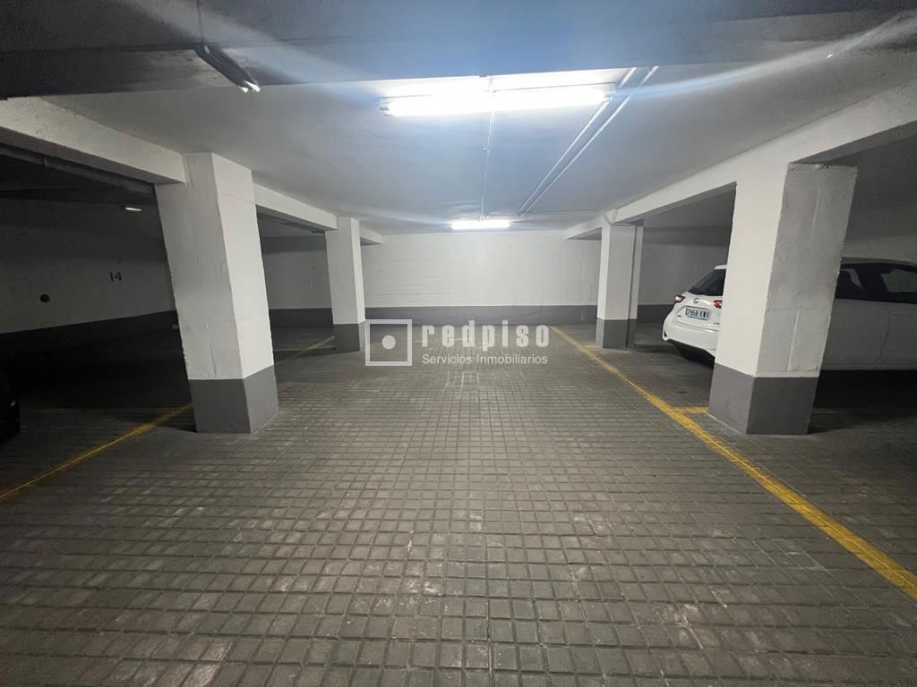 Garaje en venta en calle De Torpedero Tucumán, Chamartín, Madrid 6/8