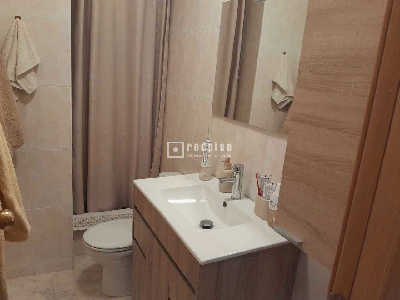 Piso en venta en calle De Benimamet, Madrid, Madrid 15/16