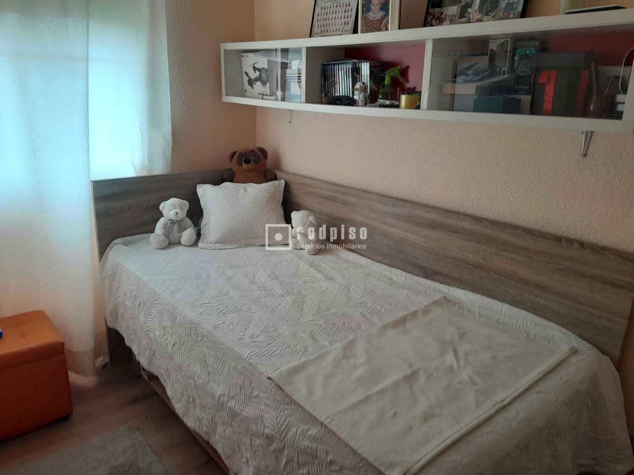 Piso en venta en calle De Benimamet, Madrid, Madrid 11/16