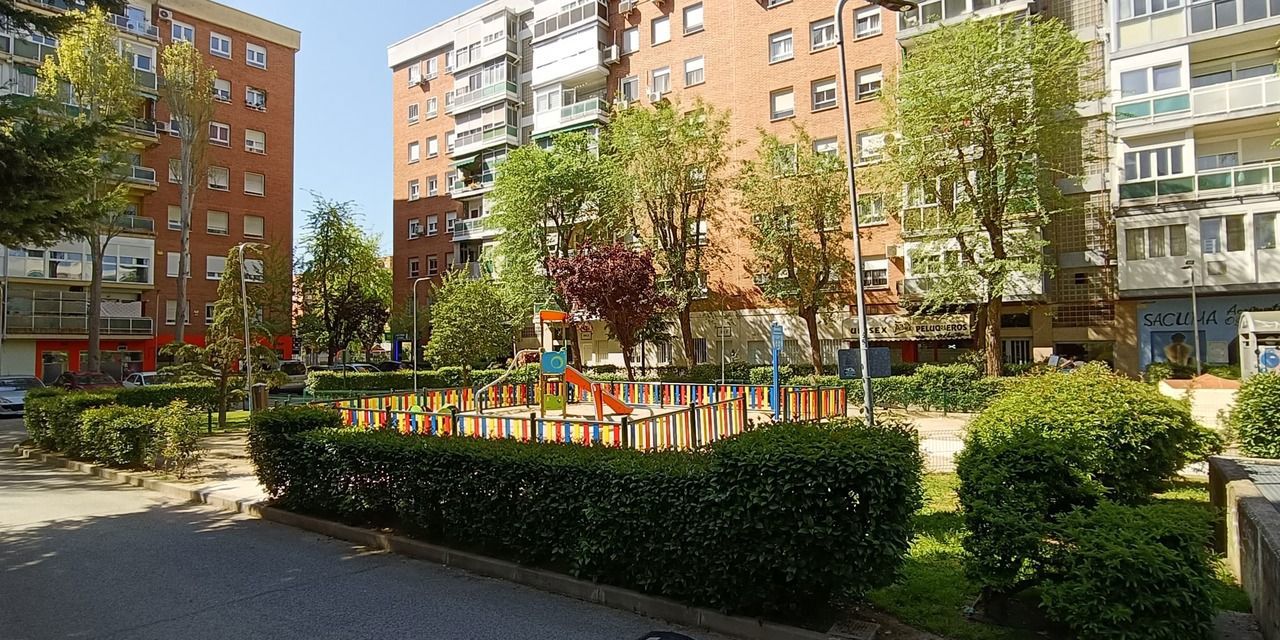 Piso en venta en  calle de Tembleque, Latina, Madrid  1/1