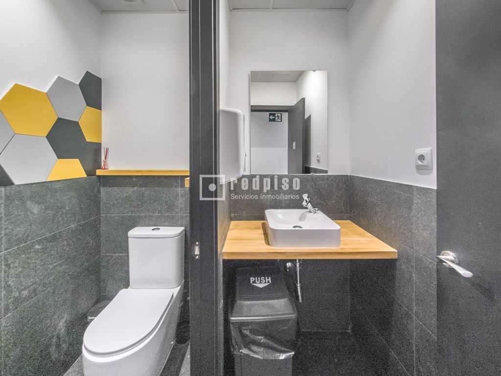 Local en alquiler en  calle del Mayorazgo de Duarte, Coslada, Madrid  21/31