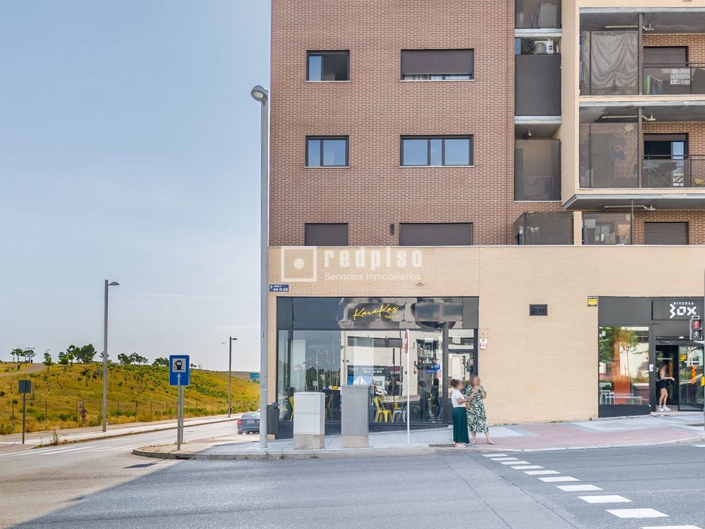 Local en alquiler en  calle del Mayorazgo de Duarte, Coslada, Madrid  30/31