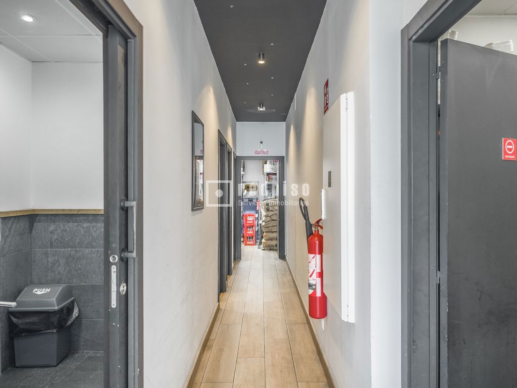 Local en alquiler en  calle del Mayorazgo de Duarte, Coslada, Madrid  17/31