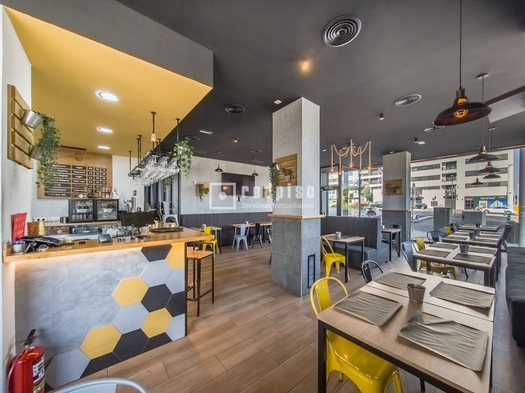 Local en alquiler en  calle del Mayorazgo de Duarte, Coslada, Madrid  3/31