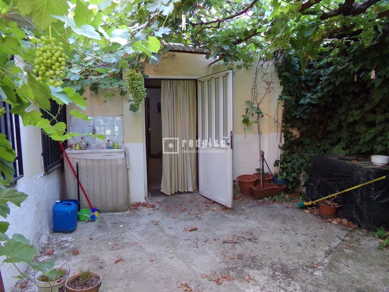 Casa en venta en  calle de la Escuela, Morata de Tajuña, Madrid  3/31