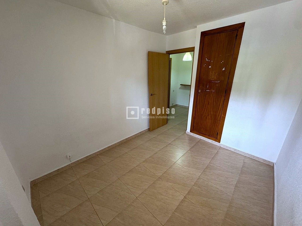 Piso en venta en  avenida de Zarauz, San Fernando de Henares, Madrid  11/18