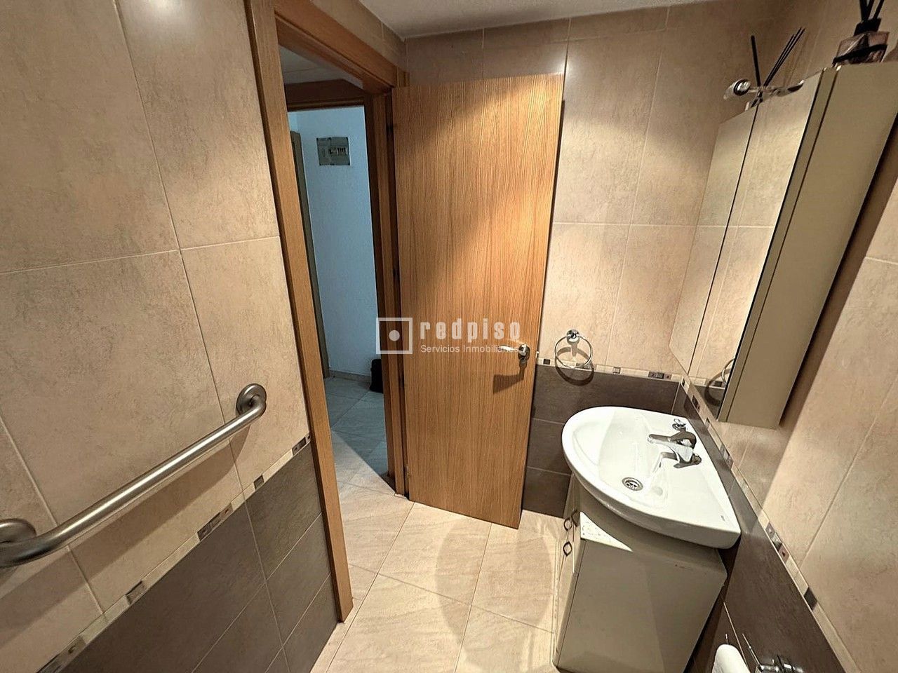 Piso en venta en  avenida de Zarauz, San Fernando de Henares, Madrid  5/18