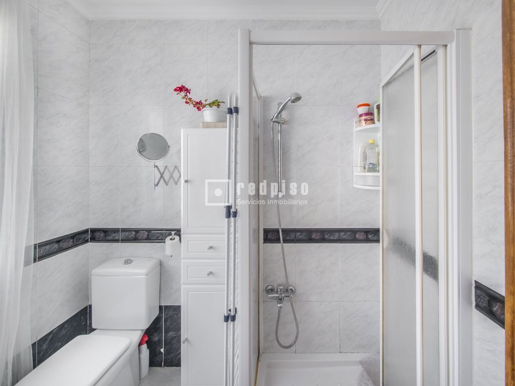 Piso en venta en calle De Antonio Toledano, Madrid, Madrid 13/23