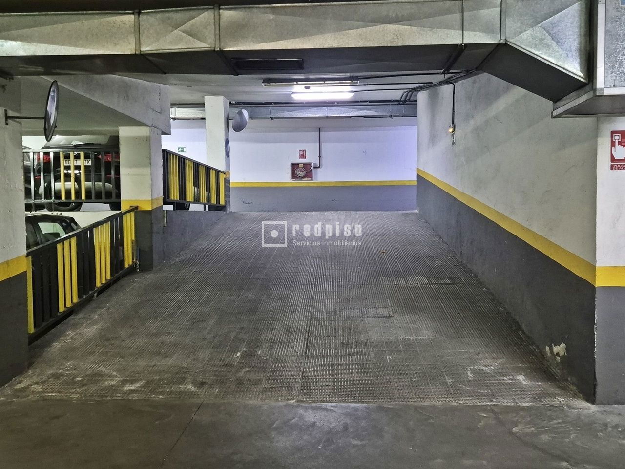 Parking en venta en calle Del Arte, Hortaleza, Madrid 4/8