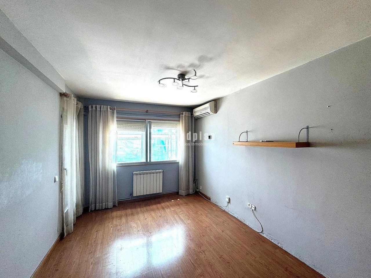 Piso en venta en  avenida Francfort, Coslada, Madrid  8/24