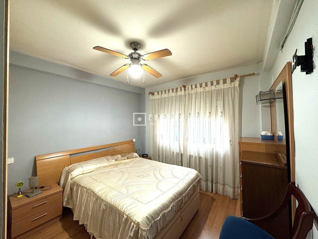 Piso en venta en  avenida Francfort, Coslada, Madrid  11/24