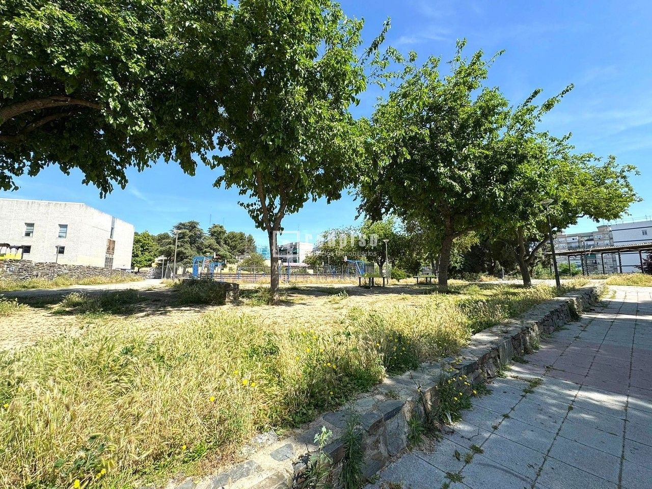 Piso en venta en  avenida Francfort, Coslada, Madrid  21/24