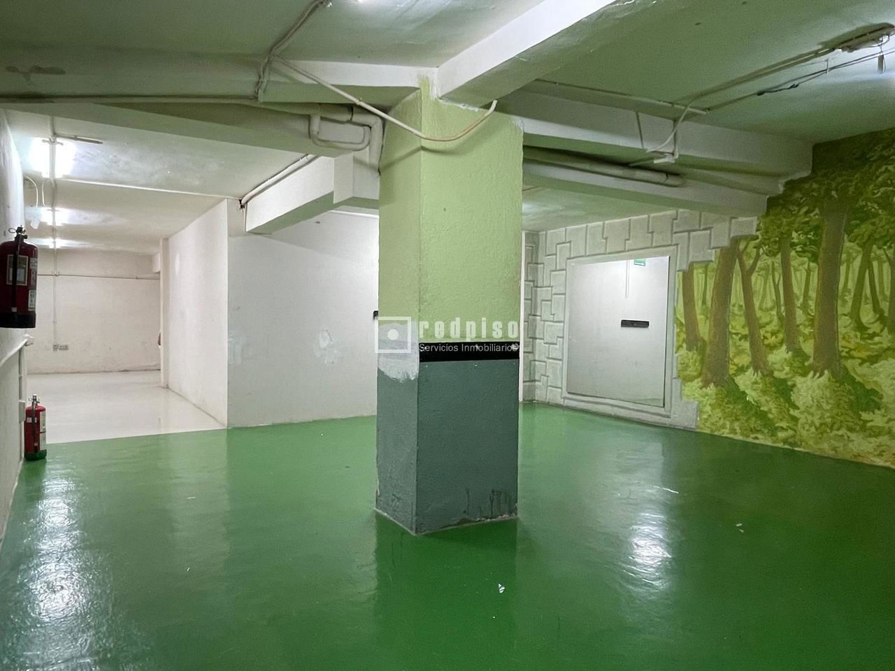 Local en alquiler en  calle de Cristóbal Bordiú, Chamberí, Madrid  23/26