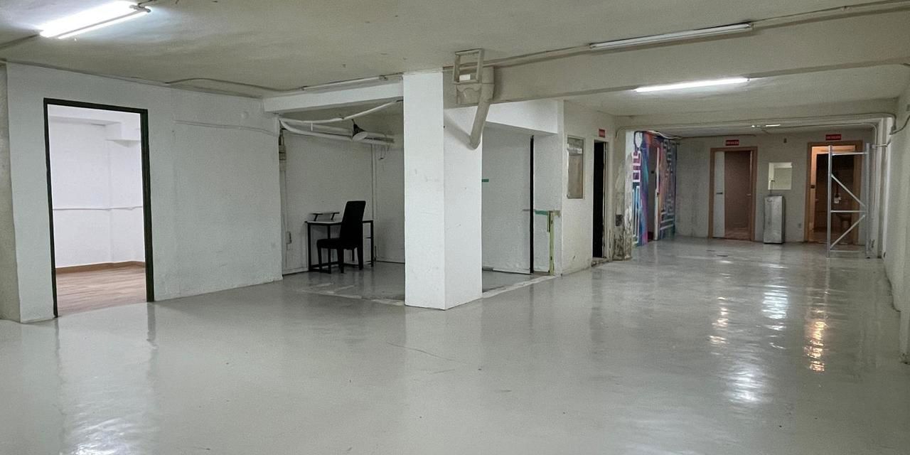 Local en alquiler en  calle de Cristóbal Bordiú, Chamberí, Madrid  1/1