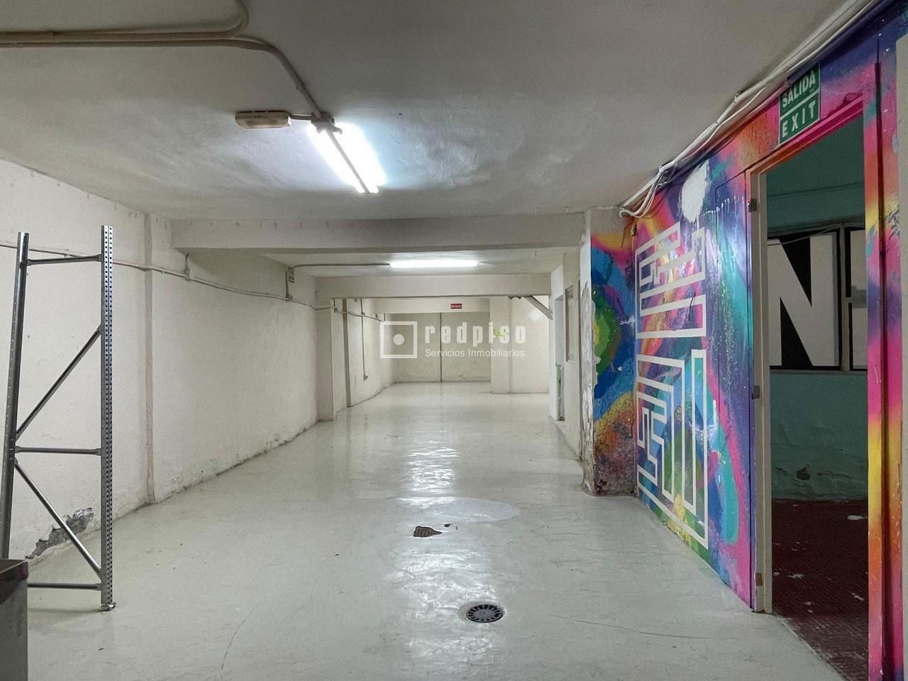 Local en alquiler en  calle de Cristóbal Bordiú, Chamberí, Madrid  12/26