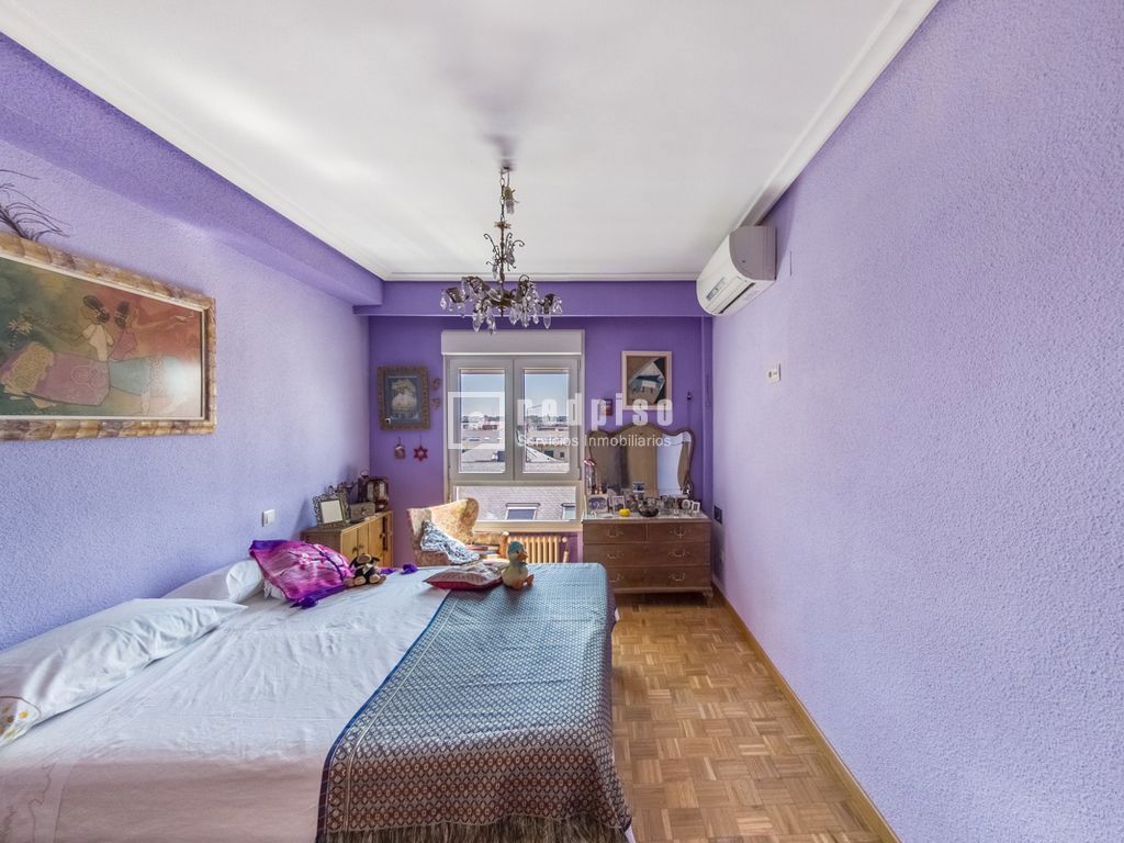 Piso en venta en calle De Antonio Toledano, Madrid, Madrid 15/27