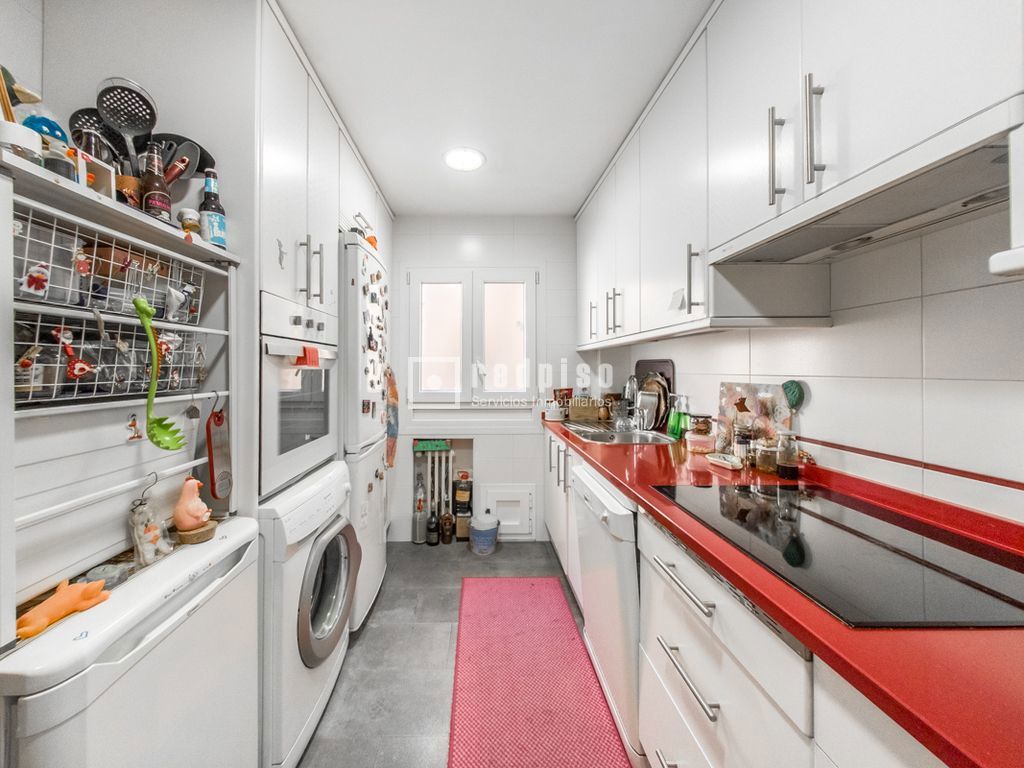 Piso en venta en calle De Antonio Toledano, Madrid, Madrid 12/27