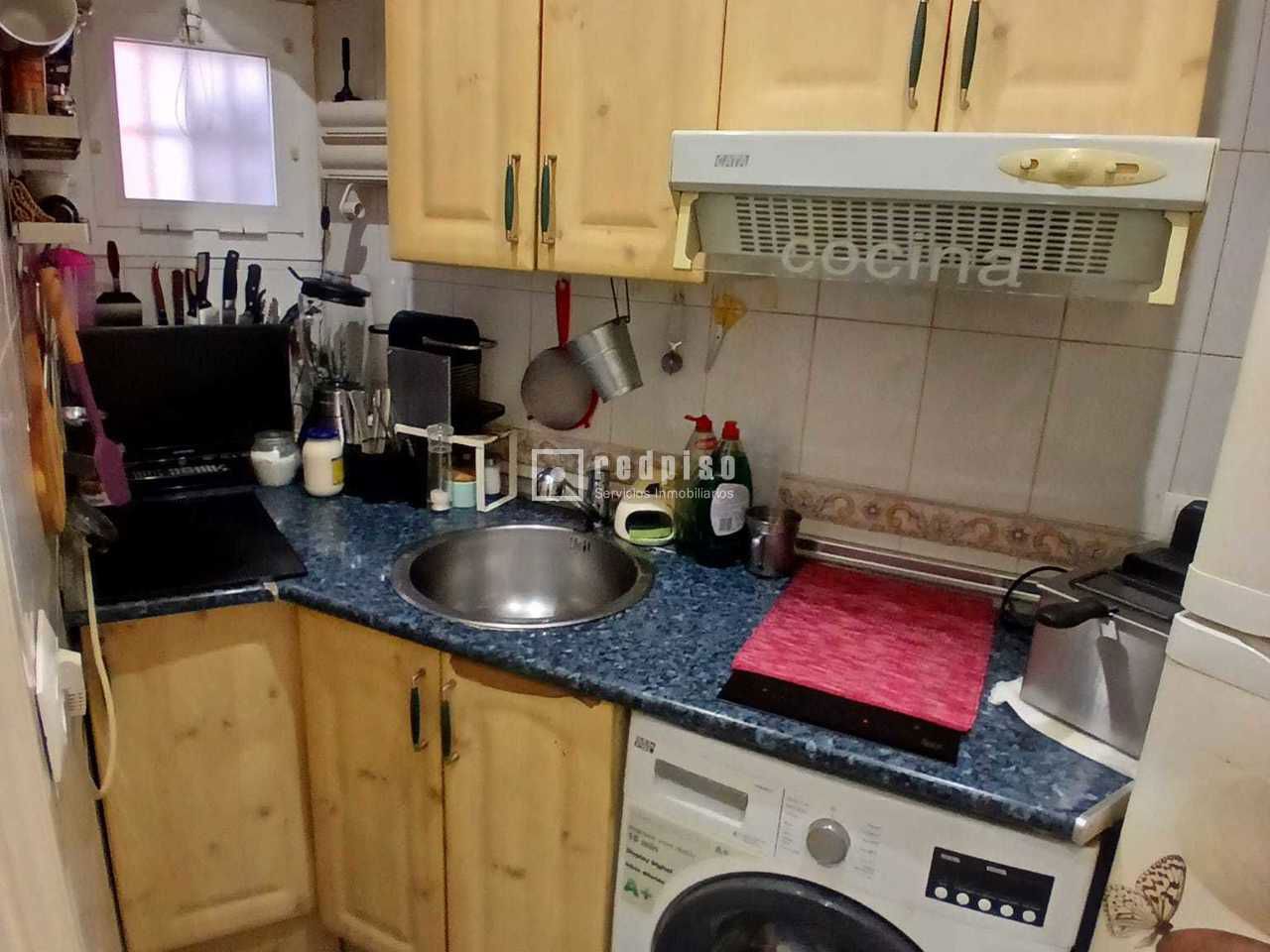 Piso en venta en calle Del Lucero, Madrid, Madrid 7/14