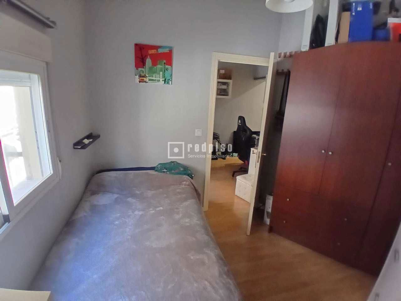 Piso en venta en calle Del Lucero, Madrid, Madrid 14/14