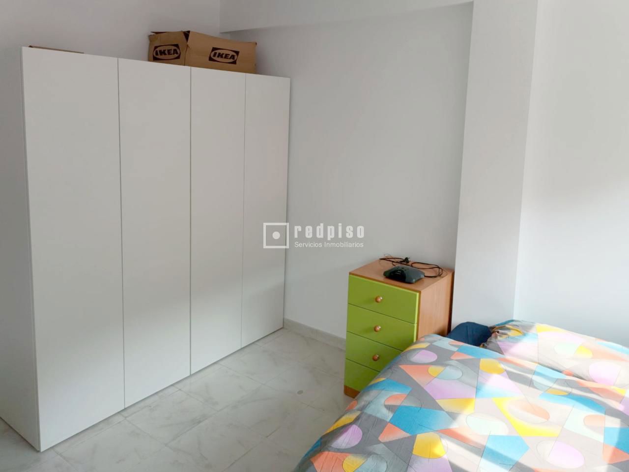 Piso en alquiler en  calle de Sor Milagros, Sevilla  7/26