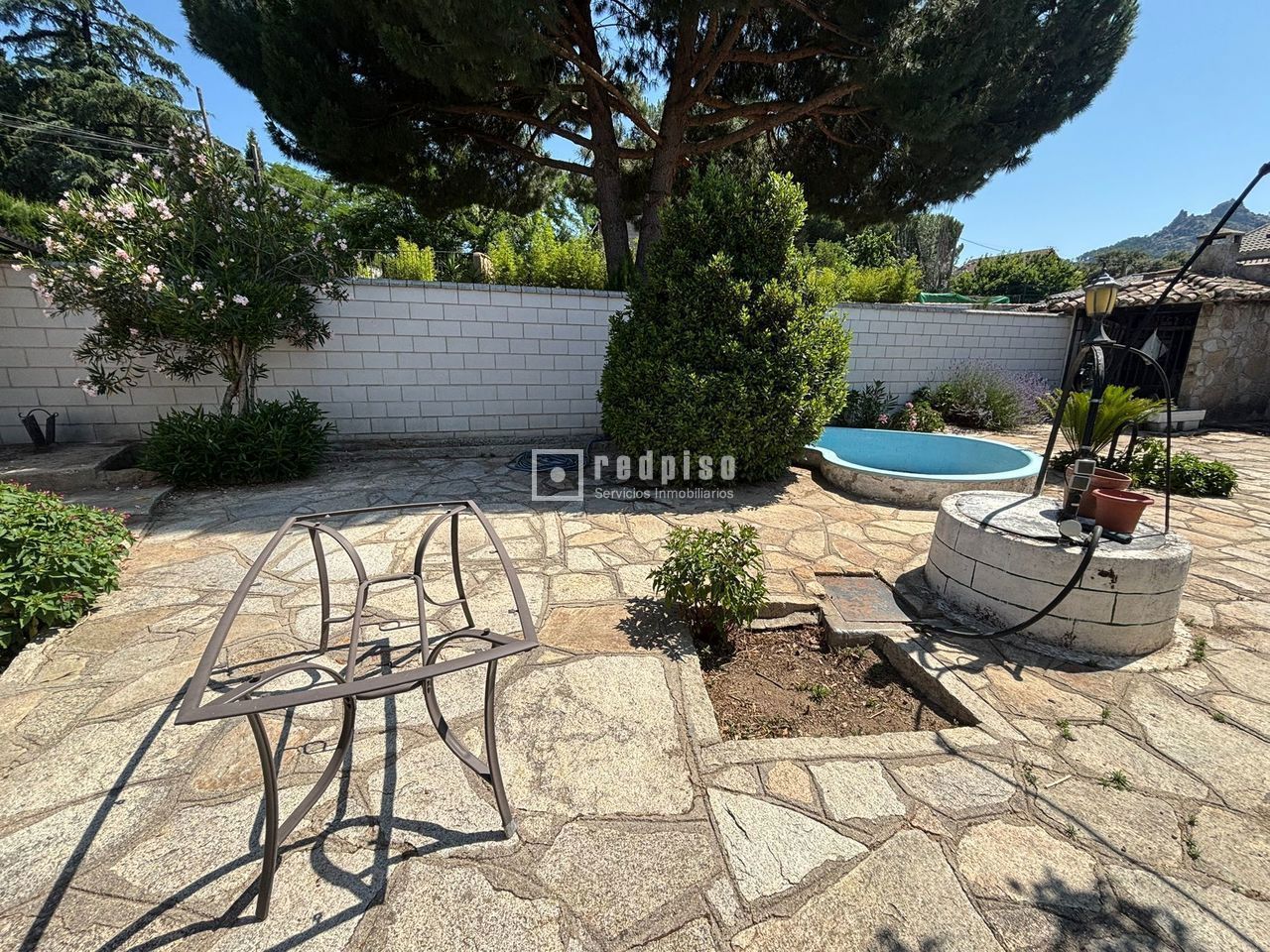 Casa en venta en  avenida de Francisco Caballero, Cadalso de los Vidrios, Madrid  4/40