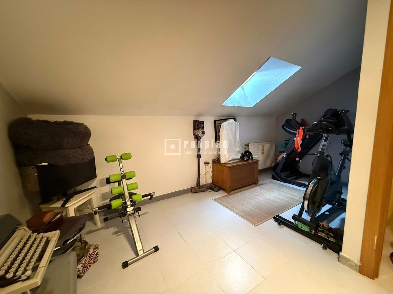 Piso en venta en Ajalvir, Madrid 16/25