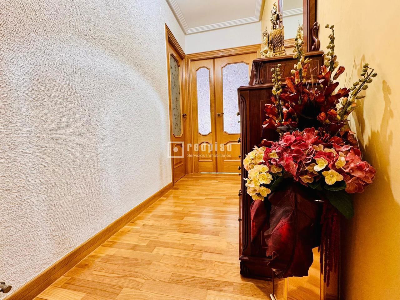 Piso en venta en  calle de la Princesa, Murcia  1/1