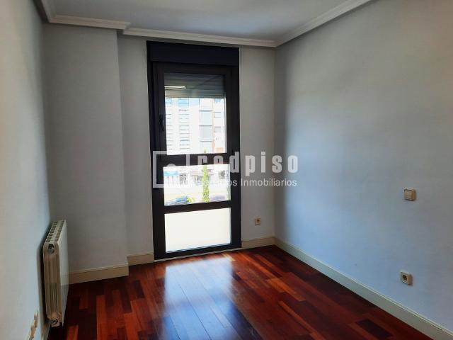 Piso en alquiler en  calle del Cardenal Tavera, Hortaleza, Madrid  21/48