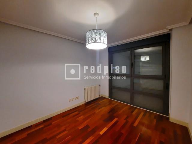 Piso en alquiler en  calle del Cardenal Tavera, Hortaleza, Madrid  30/48