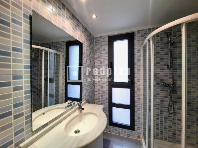 Piso en alquiler en  calle del Cardenal Tavera, Hortaleza, Madrid  26/48