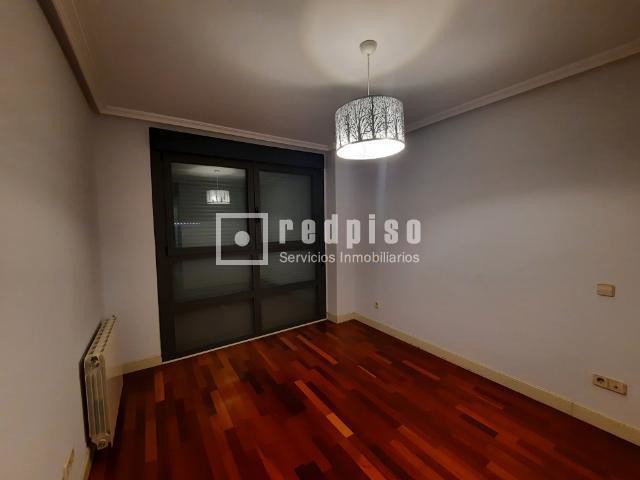 Piso en alquiler en  calle del Cardenal Tavera, Hortaleza, Madrid  29/48