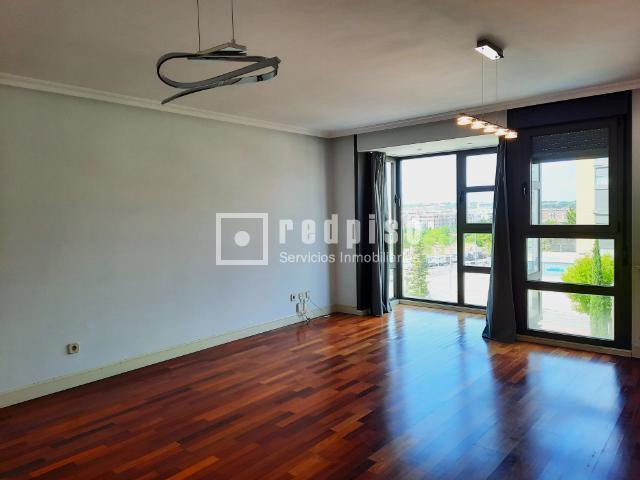 Piso en alquiler en  calle del Cardenal Tavera, Hortaleza, Madrid  15/48