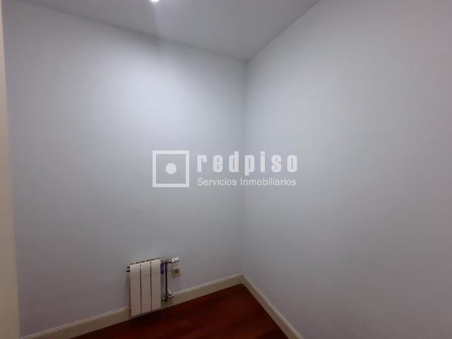 Piso en alquiler en  calle del Cardenal Tavera, Hortaleza, Madrid  35/48