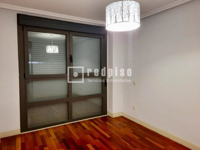 Piso en alquiler en  calle del Cardenal Tavera, Hortaleza, Madrid  31/48