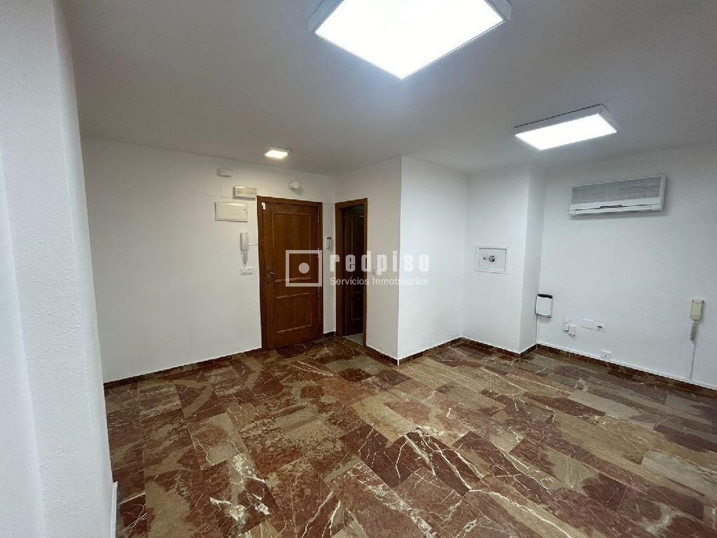 Piso en alquiler en calle Aguilera, Alacant, Alicante 4/8