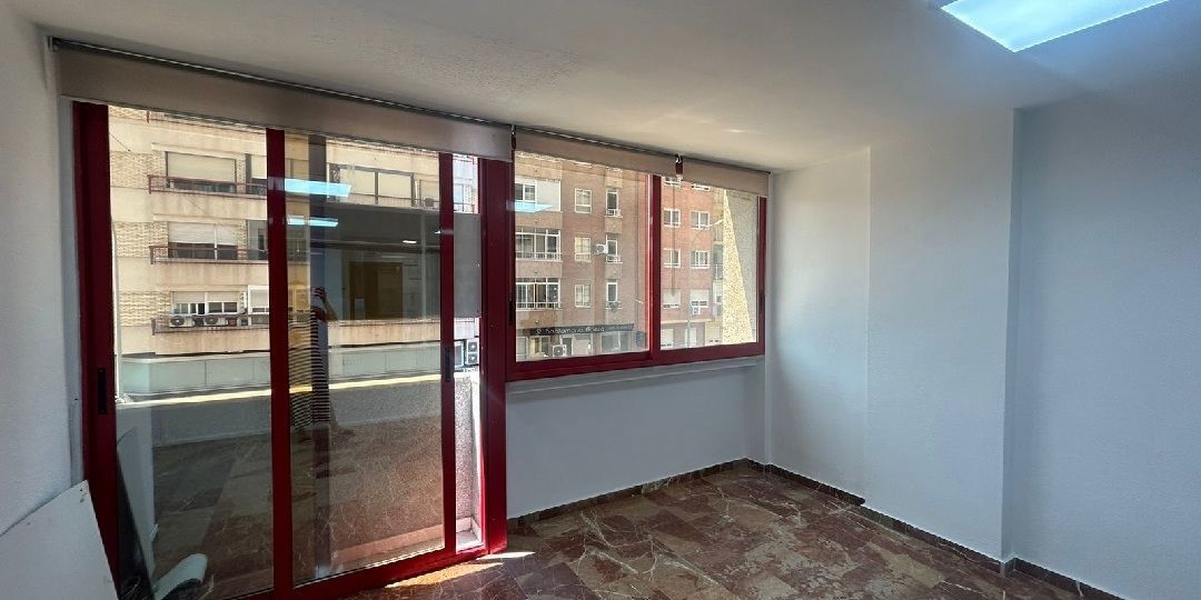 Piso en alquiler  calle Aguilera, Alacant, Alicante  1/1
